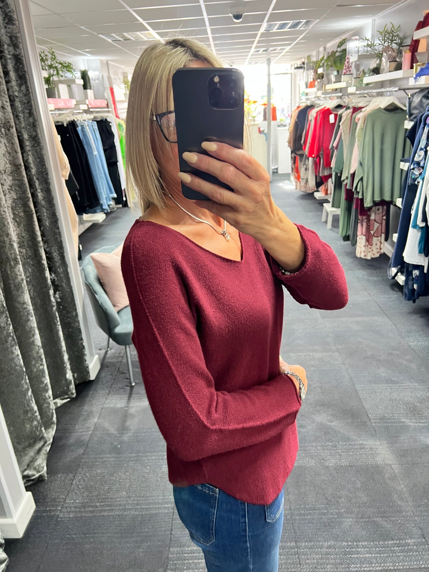 V Neck Classic Knit