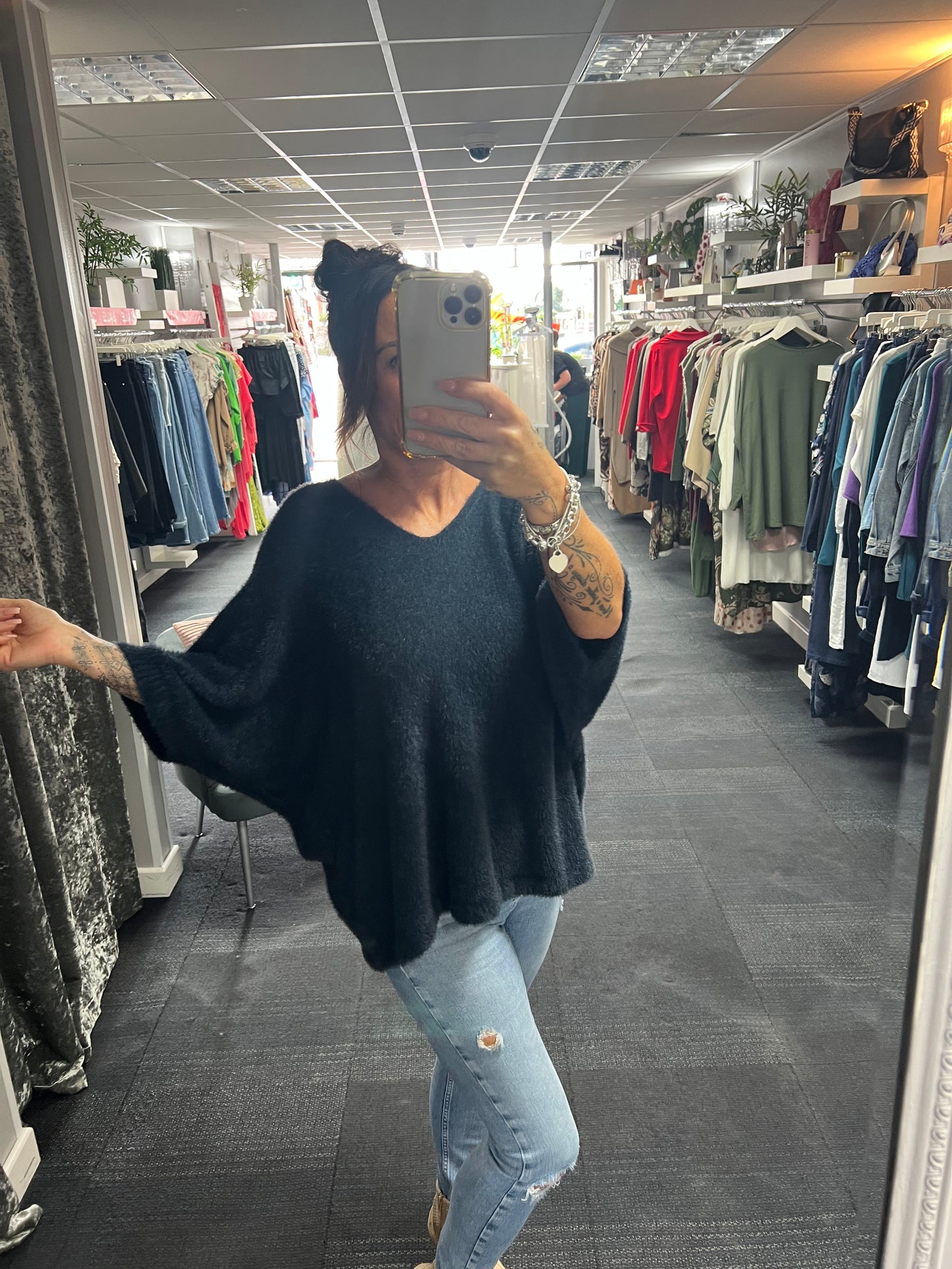 Fluffly V Neck Knit