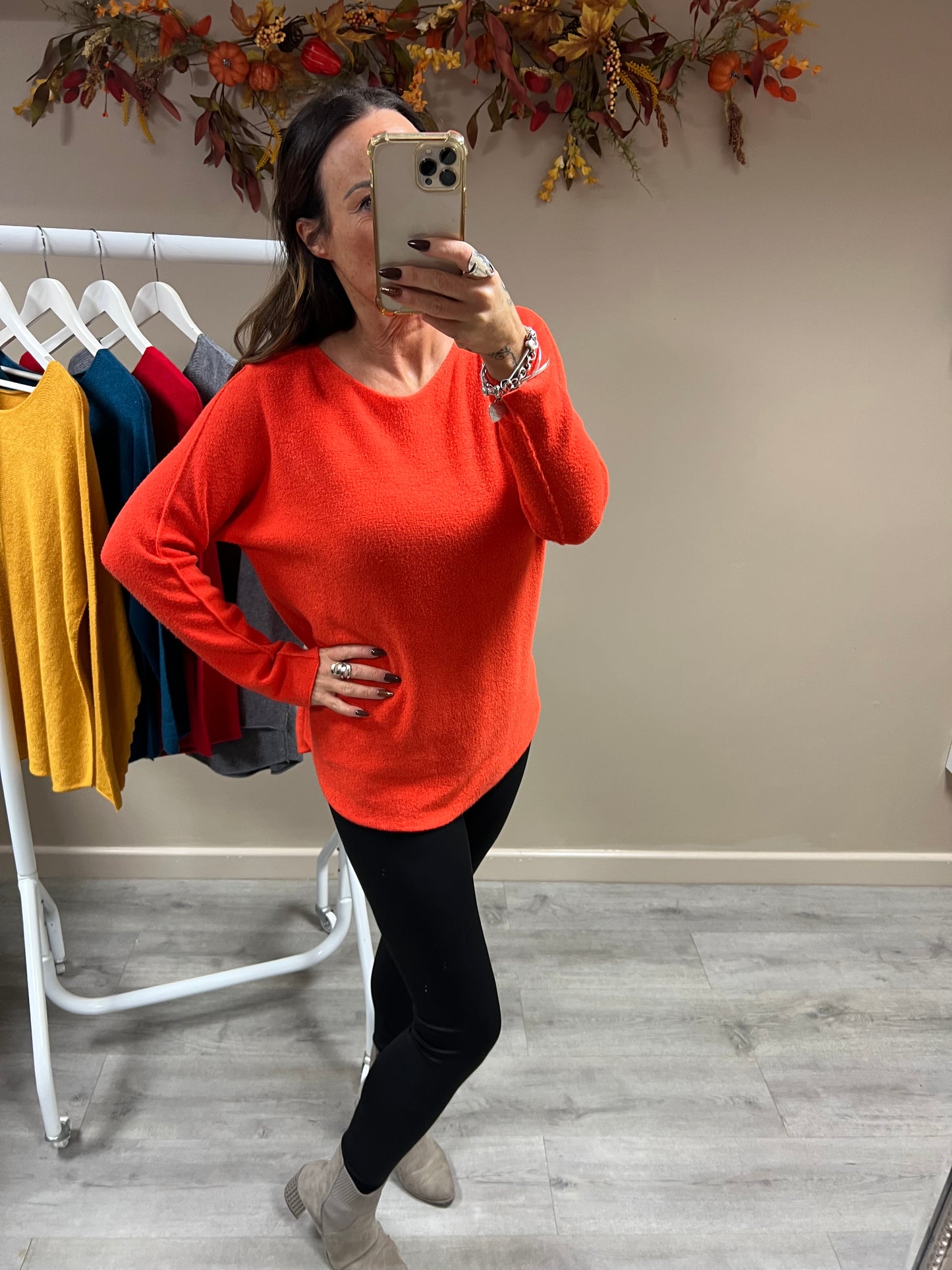Round Neck Classic Knit