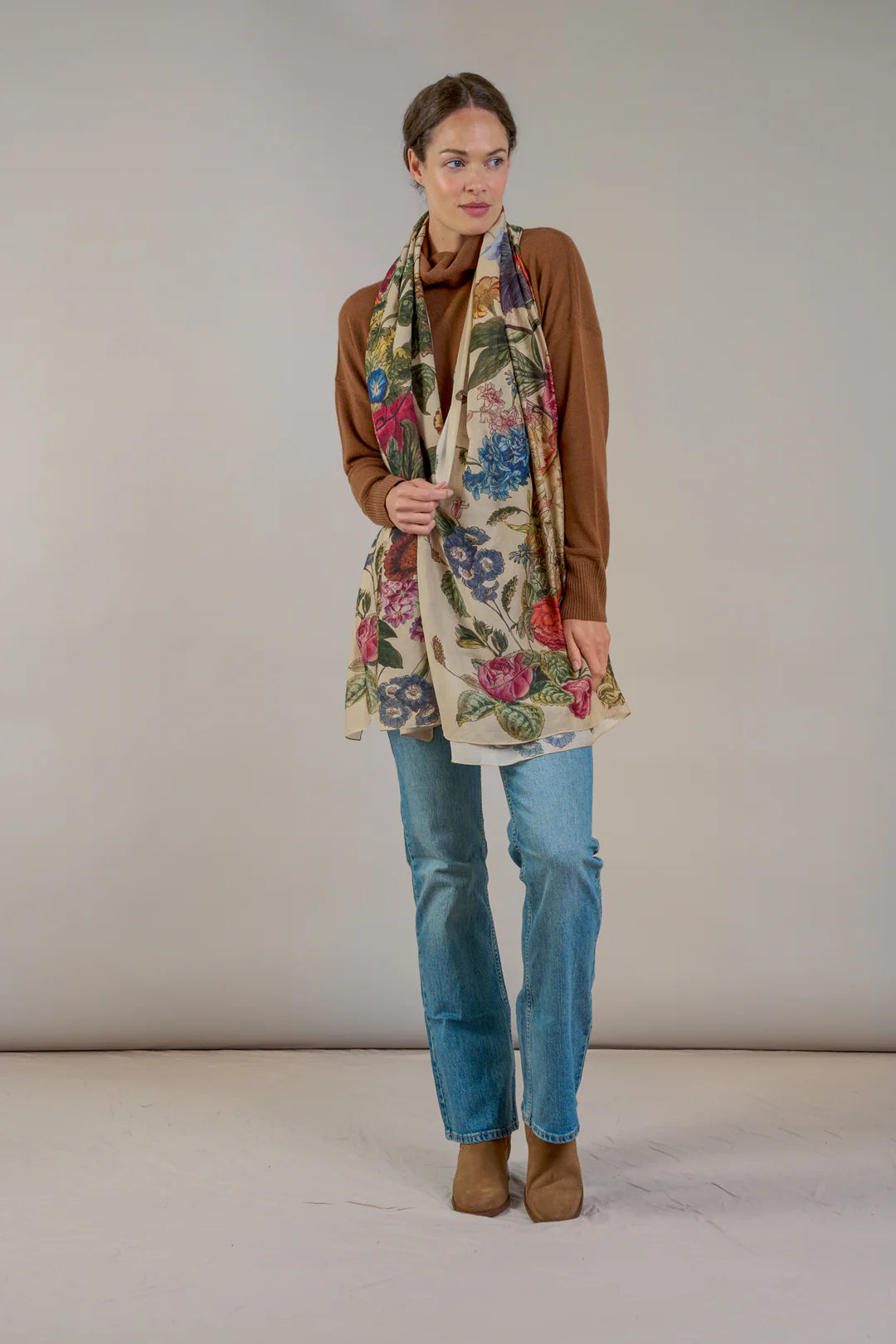 OHS Primula Stone Scarf
