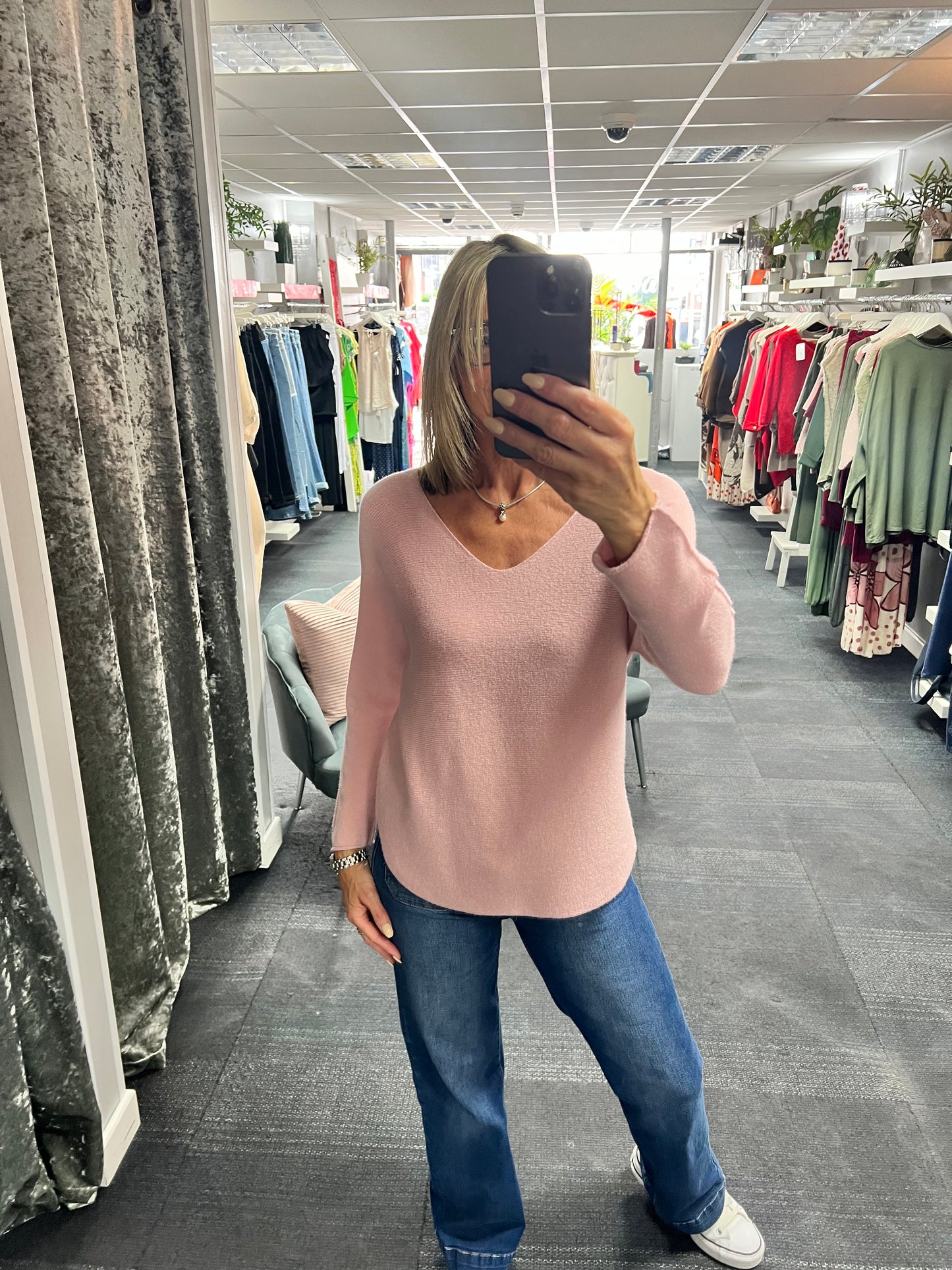 V Neck Classic Knit