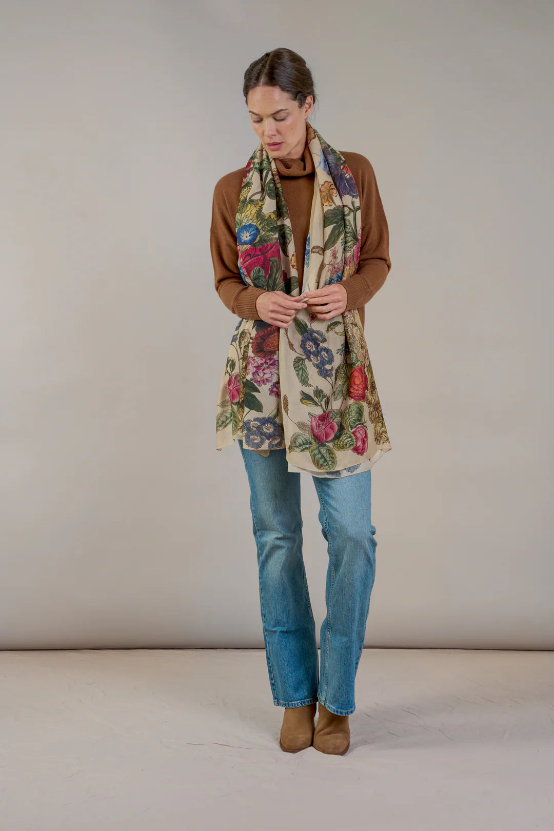 OHS Primula Stone Scarf