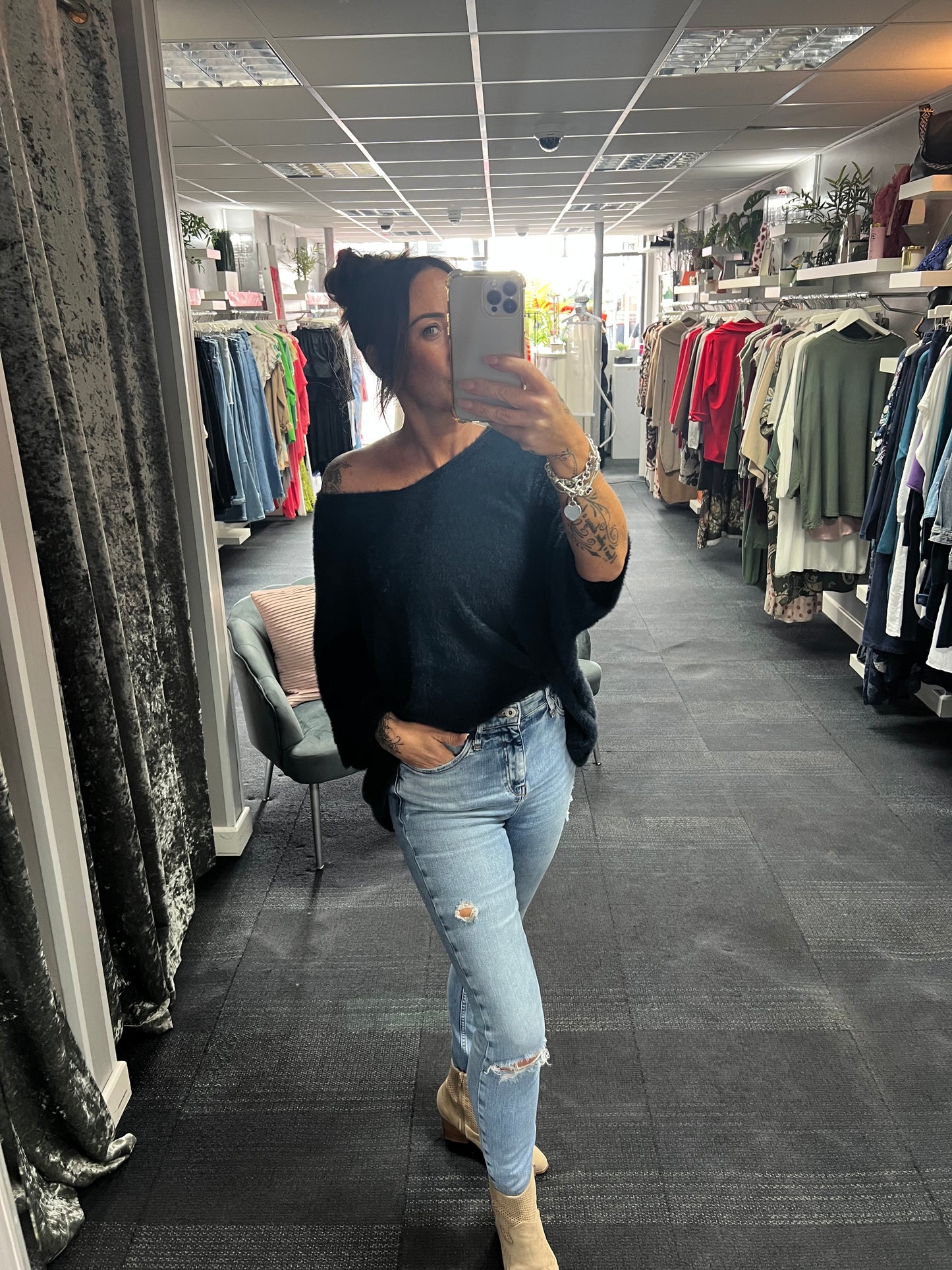 Fluffly V Neck Knit