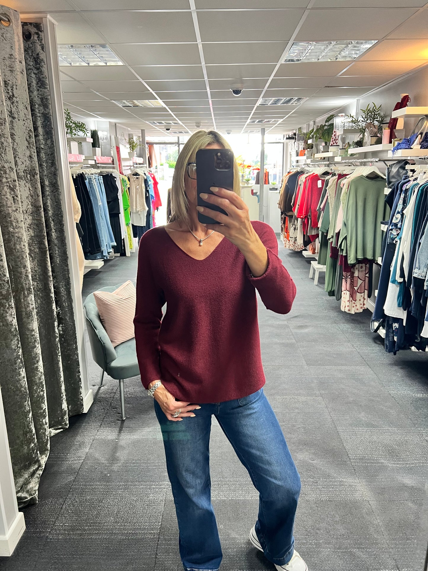 V Neck Classic Knit